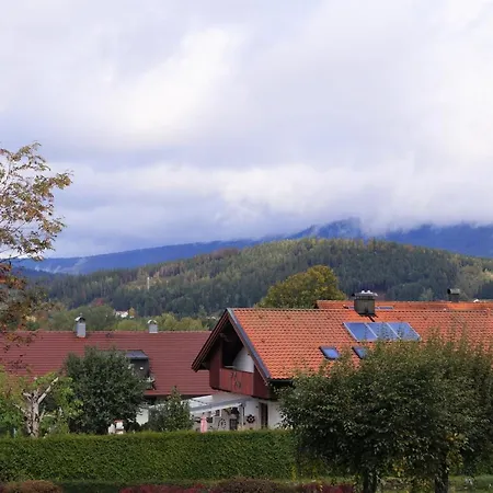 Apartment Mit Pool, Wlan, Tv, Balkon, Regen Dusche