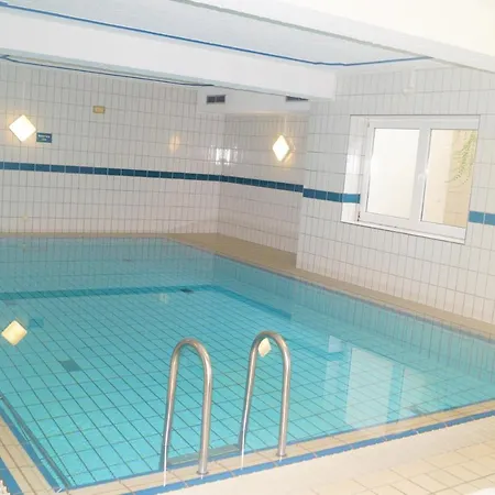 Apartment Mit Pool, Wlan, Tv, Balkon, Regen Dusche *